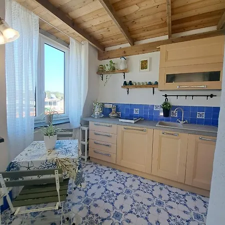 La Dependance 698 * Торре-дель-Греко