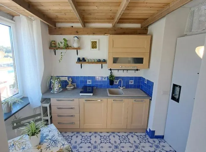 La Dependance 698 * Torre del Greco